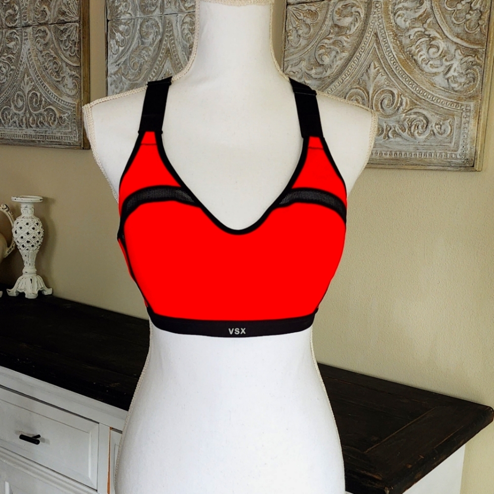 Victoria's Secret PINK Active bra size 34D
